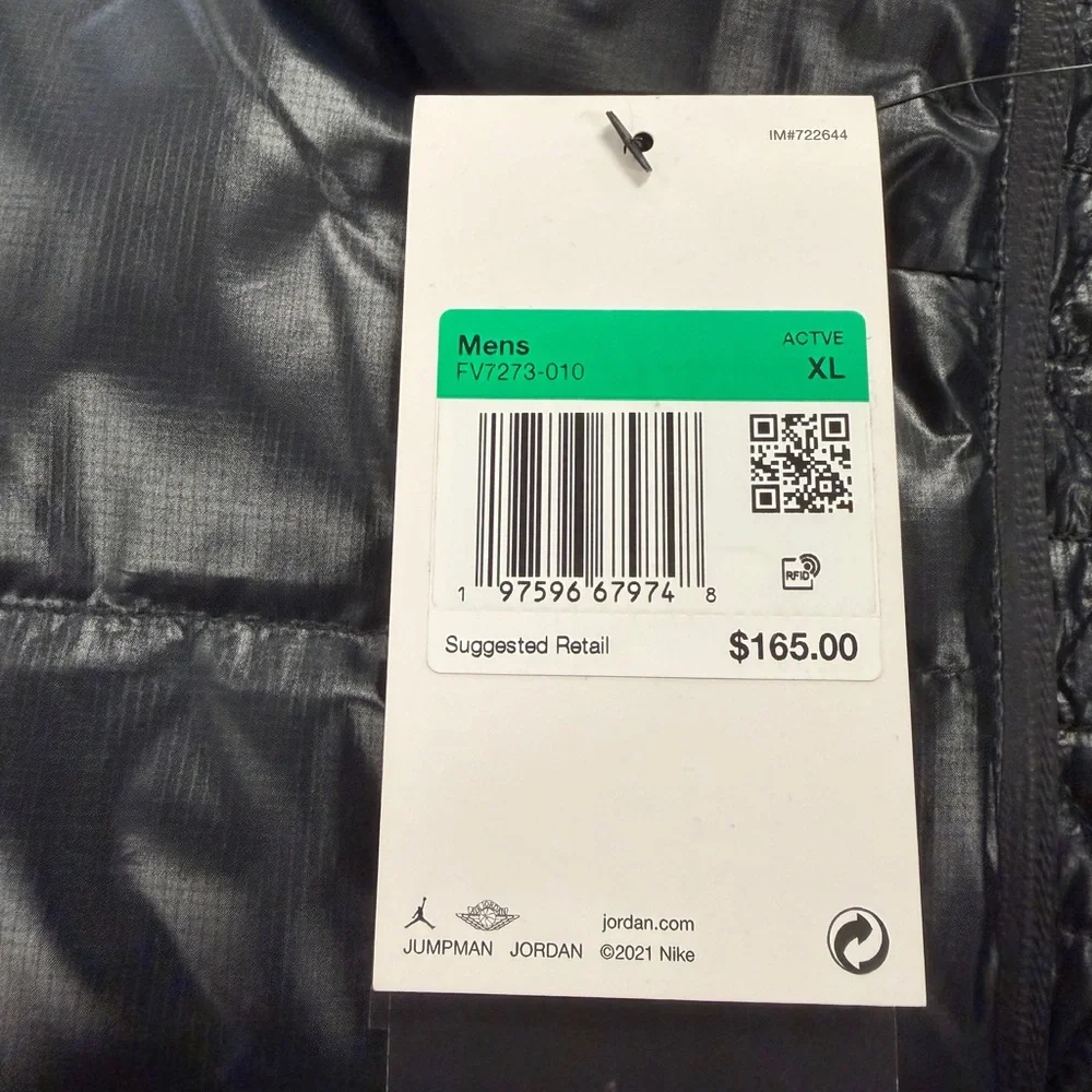 NWT Nike Therma Fit Air Jordan Flight Down Puffer Vest Black Mens FV7273-010‎